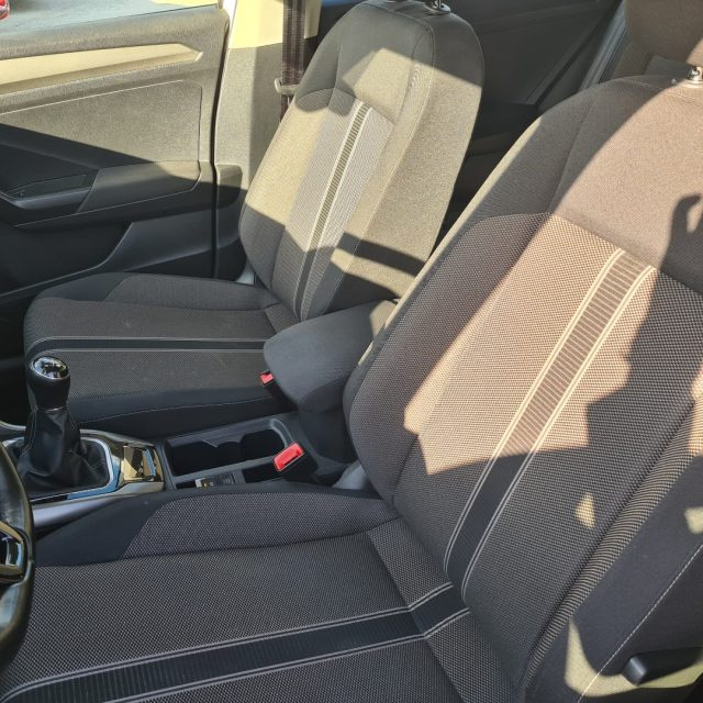 VOLKSWAGEN T-Roc usata, con Fendinebbia