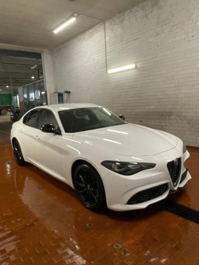 ALFA ROMEO Giulia usata, con Servosterzo