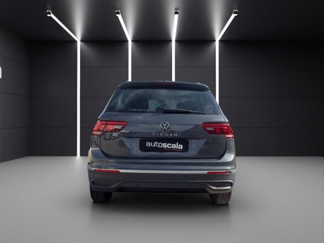 VOLKSWAGEN Tiguan usata, con Airbag Passeggero