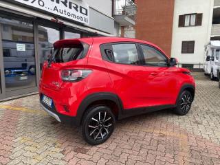 MAHINDRA KUV100 usata, con Airbag Passeggero