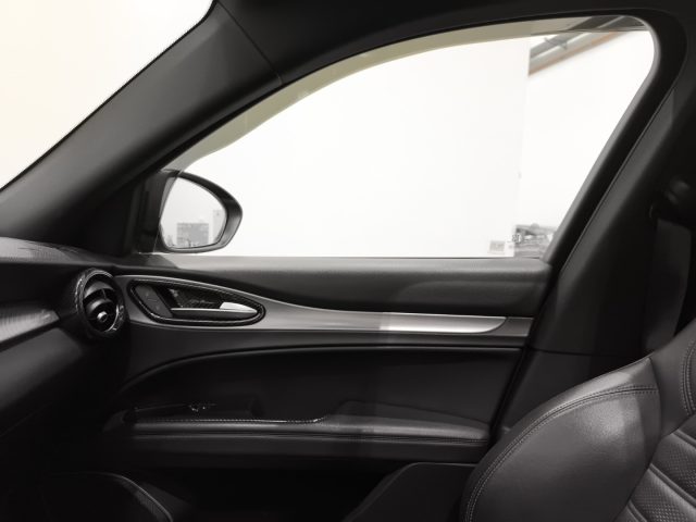 ALFA ROMEO Stelvio usata, con Vetri oscurati