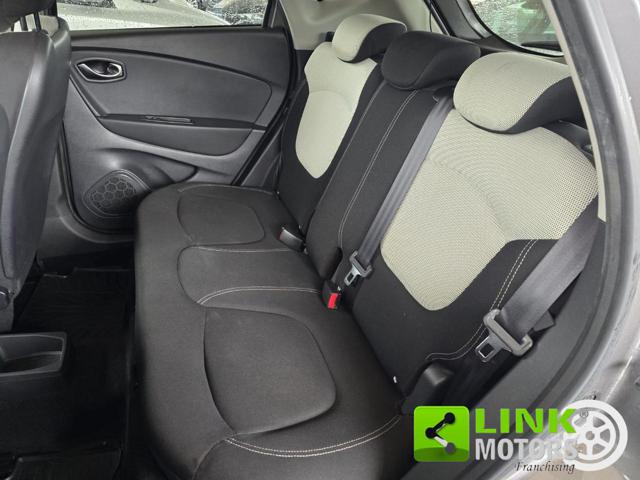 RENAULT Captur usata, con Autoradio