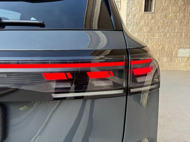 VOLKSWAGEN Tiguan usata, con Sensori di parcheggio posteriori