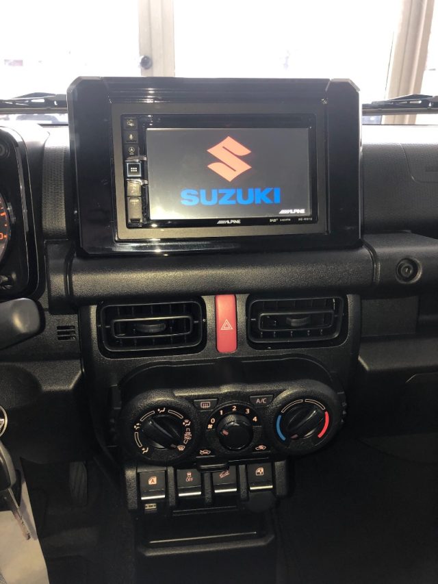 SUZUKI Jimny usata, con Cruise Control