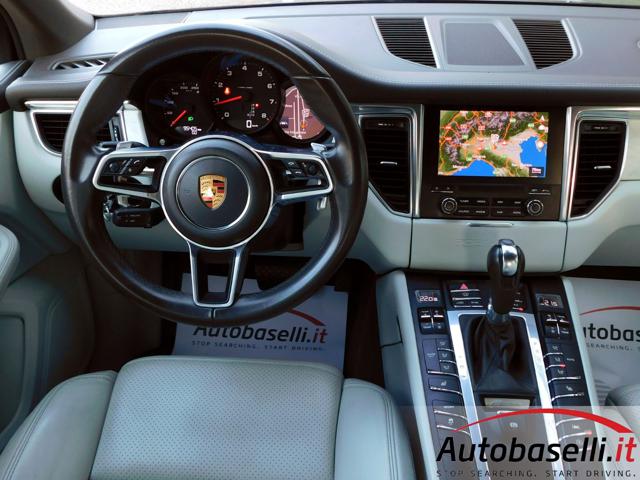PORSCHE Macan usata, con Park Distance Control