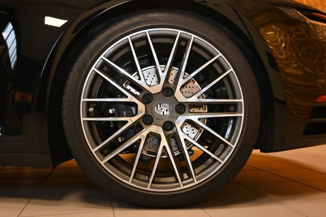 PORSCHE 992 usata 14