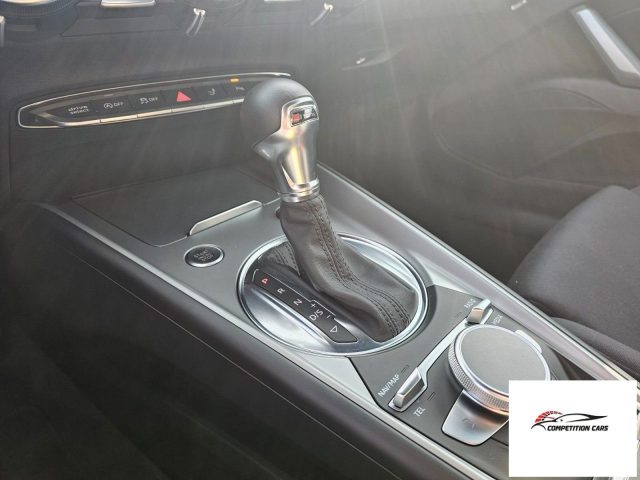 AUDI TT usata, con Specchietti laterali elettrici