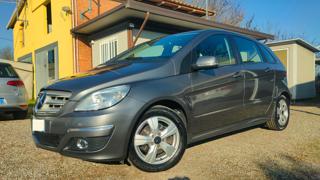 MERCEDES-BENZ B 180 usata, con Cerchi in lega