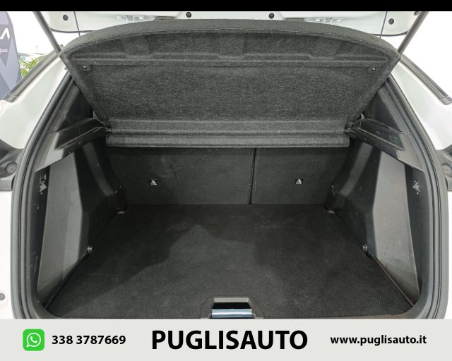 PEUGEOT 2008 usata, con Telecamera per parcheggio assistito