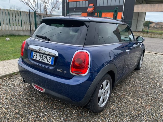 MINI One usata, con Alzacristalli elettrici