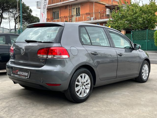 VOLKSWAGEN Golf usata, con Autoradio