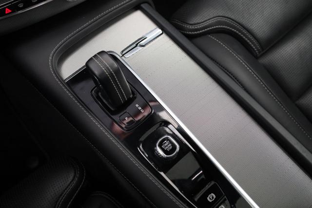 VOLVO XC90 usata, con Sedili riscaldati