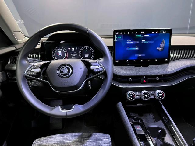 SKODA Superb usata, con Controllo automatico clima