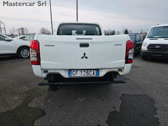 MITSUBISHI L200 usata, con Alzacristalli elettrici