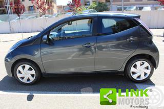 TOYOTA Aygo usata, con Autoradio
