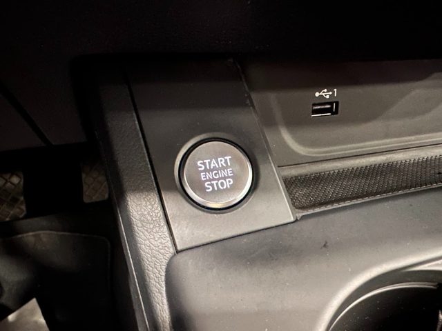AUDI A4 usata, con Controllo elettronico della corsia