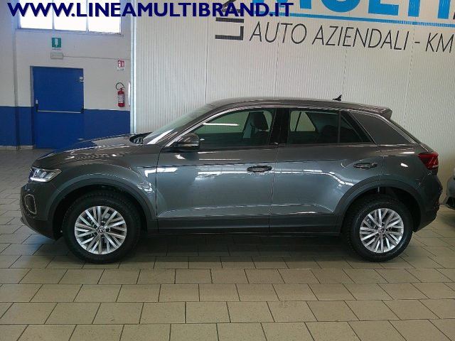 VOLKSWAGEN T-Roc usata, con USB