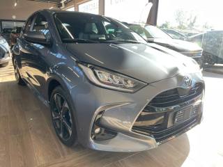 TOYOTA Yaris usata, con Autoradio