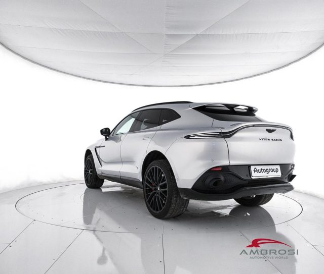 ASTON MARTIN DBX usata 3
