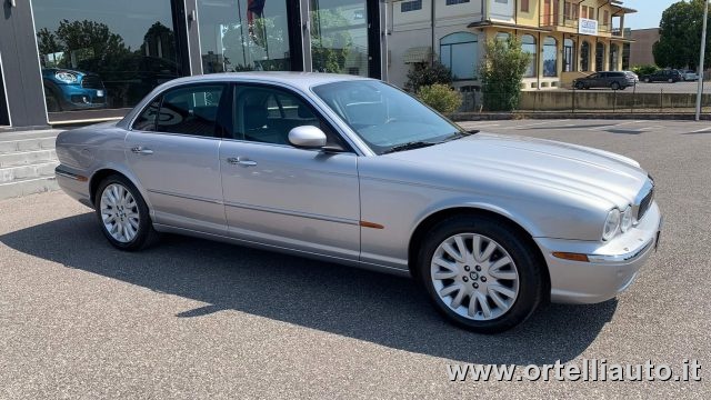 JAGUAR XJ usata, con Regolazione elettrica sedili