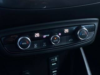 OPEL Crossland X usata, con Touch screen