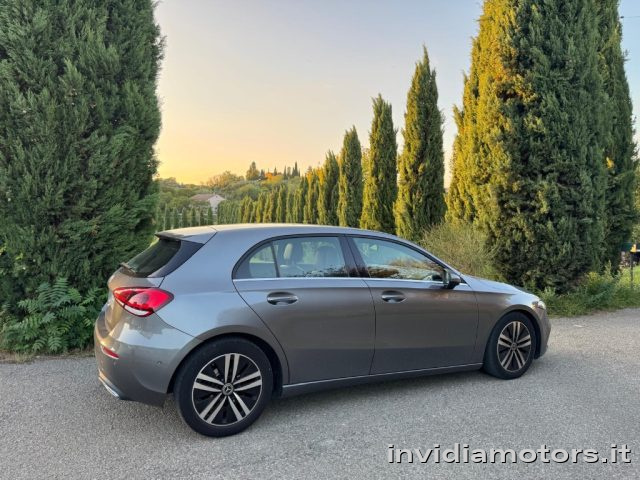 MERCEDES-BENZ A 180 usata, con Airbag laterali