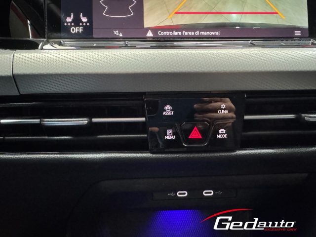 VOLKSWAGEN Golf usata, con Volante in pelle