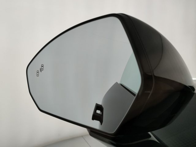 LYNK & CO 08 usata 31