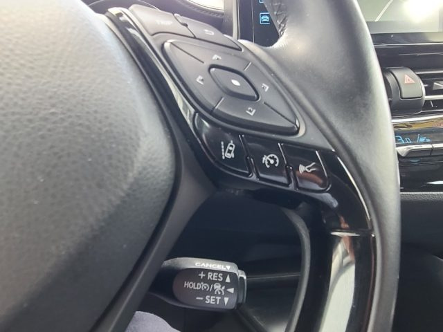TOYOTA C-HR usata, con Vivavoce