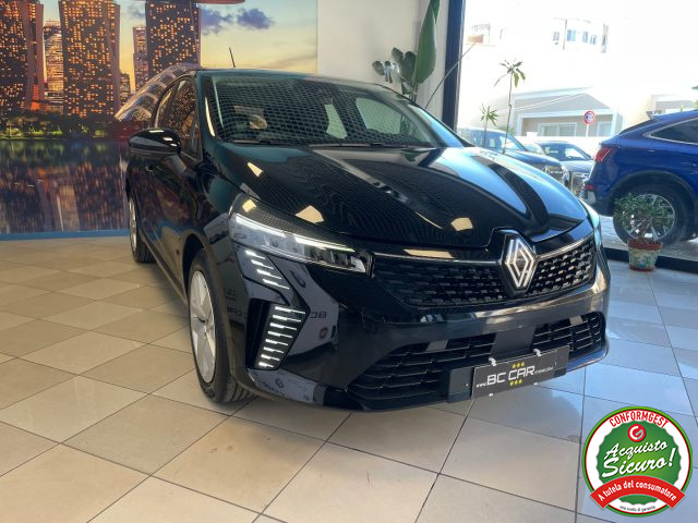 RENAULT Clio usata, con Autoradio digitale