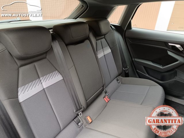 AUDI A3 usata, con Fari di profondità antiabbagliamento