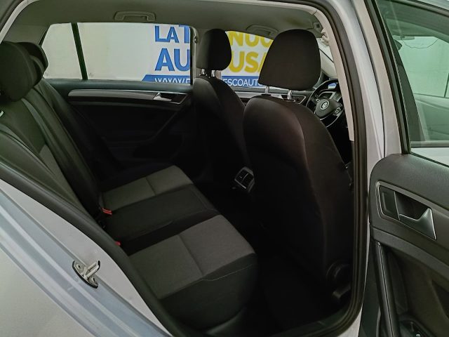 VOLKSWAGEN Golf usata, con Luci diurne