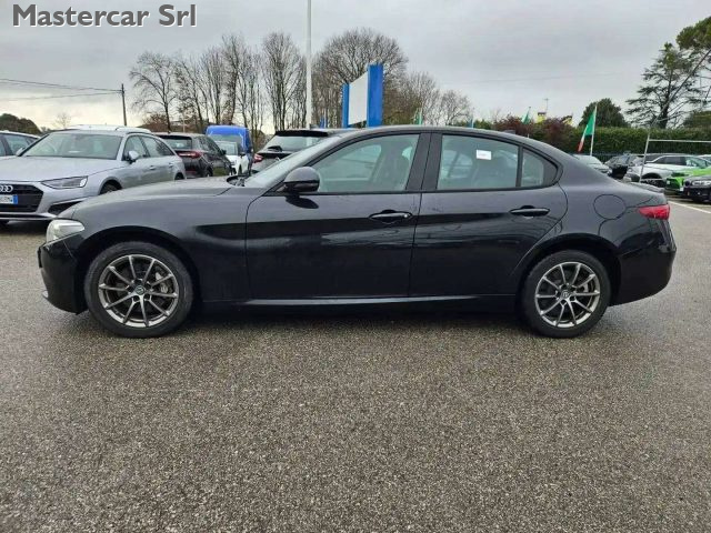 ALFA ROMEO Giulia usata, con Autoradio