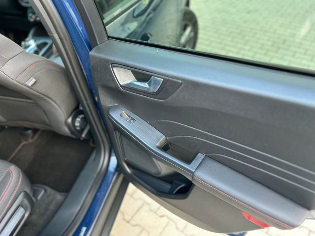 FORD Kuga usata, con Touch screen