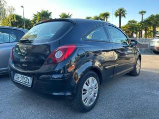 OPEL Corsa usata, con Airbag