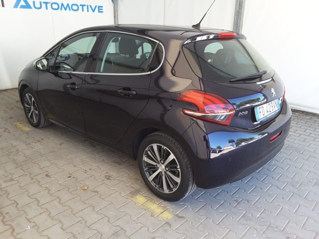 PEUGEOT 208 usata, con Fendinebbia
