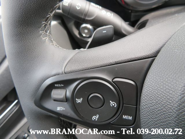 OPEL Corsa usata, con Fari LED