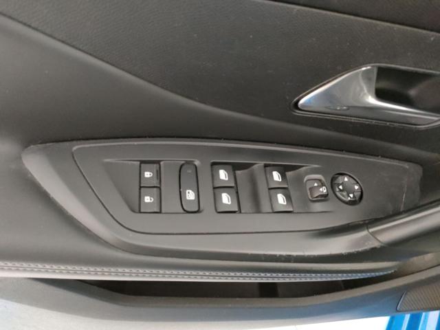 PEUGEOT 308 usata, con USB