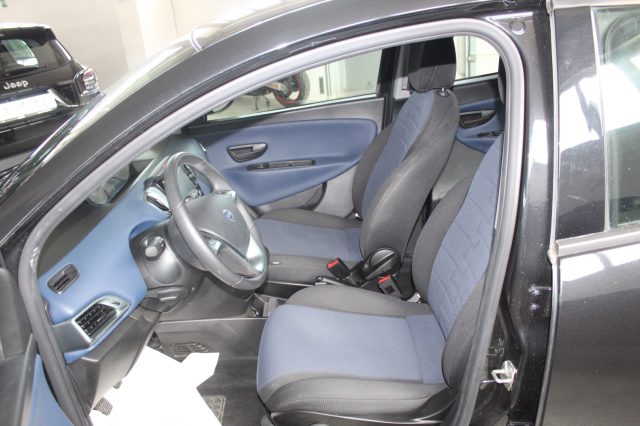 LANCIA Ypsilon usata, con Boardcomputer