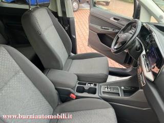 FORD Tourneo usata, con Autoradio digitale