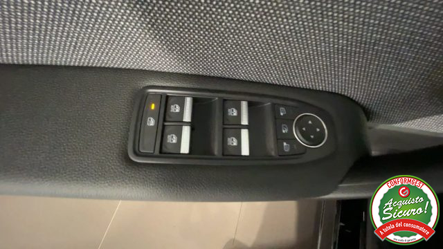 RENAULT Captur usata, con ESP