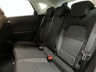 RENAULT Captur usata, con Bracciolo