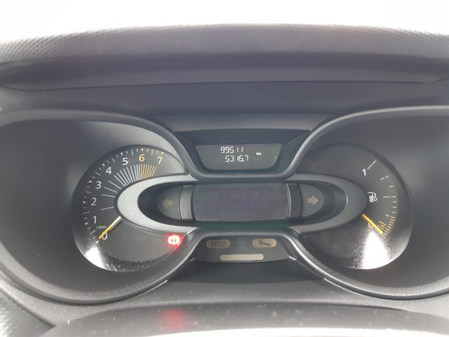 RENAULT Captur usata, con USB