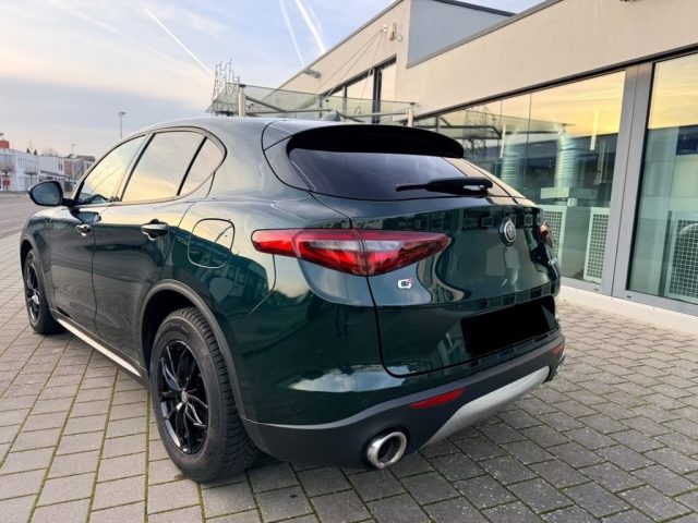 ALFA ROMEO Stelvio usata, con Alzacristalli elettrici