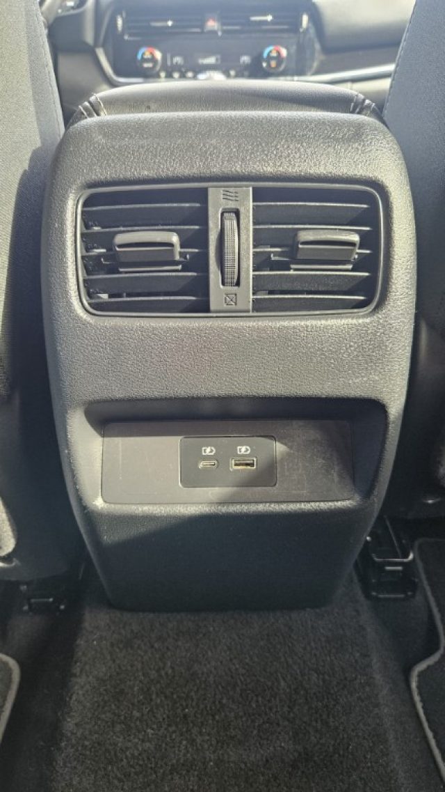 NISSAN Qashqai usata, con Fendinebbia