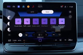 VOLKSWAGEN Golf usata, con Sensori di parcheggio posteriori