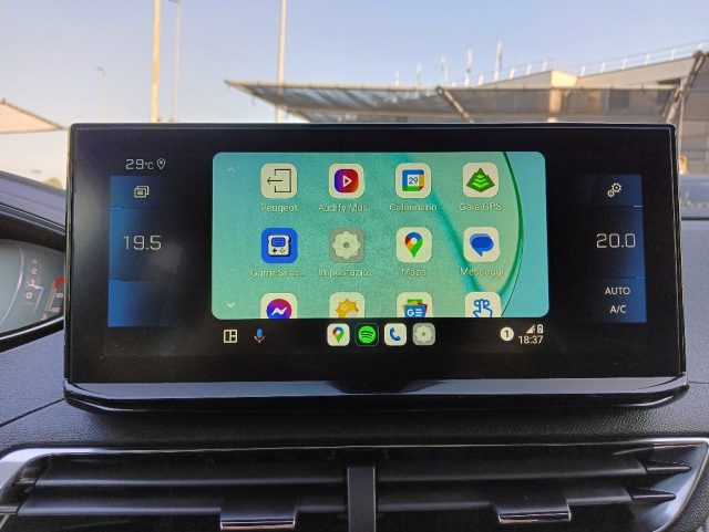 PEUGEOT 3008 usata, con Cruise Control