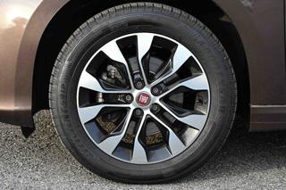 FIAT Tipo usata, con Controllo automatico clima