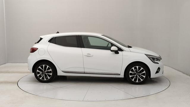 RENAULT Clio usata, con Autoradio