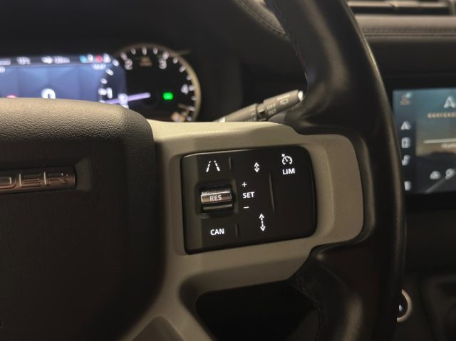 LAND ROVER Defender usata 19